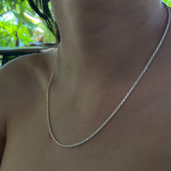 Corrente Torcida em Prata 925