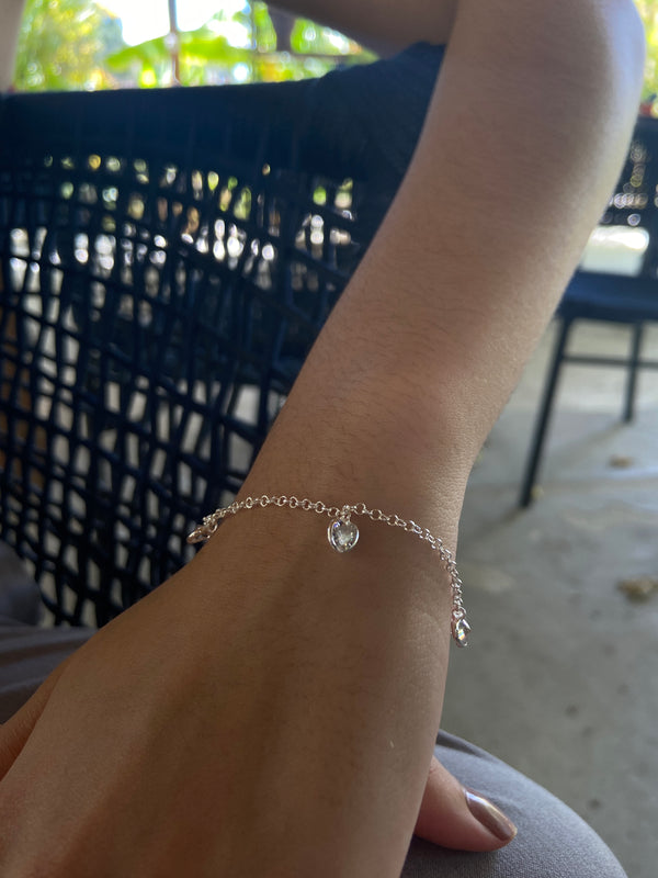 Pulseira Corações com Zircônia em Prata 925
